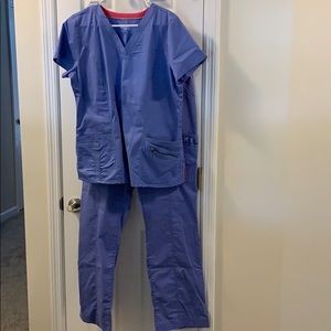 Scrub set